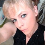 Profil von Leslye
